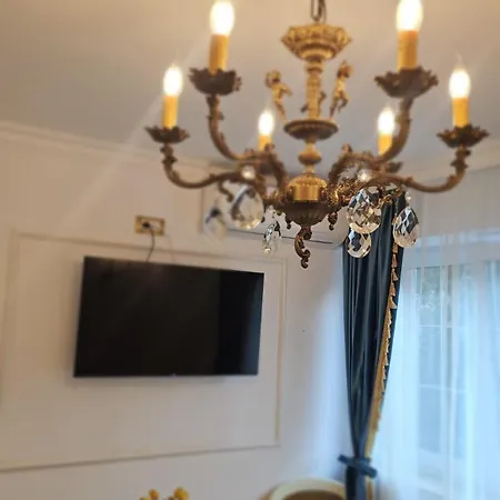 Lägenhet Port Classic Elegant 2 Bedroom Near Port