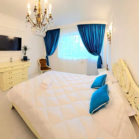 Port Classic Elegant 2 Bedroom Near Port Lägenhet